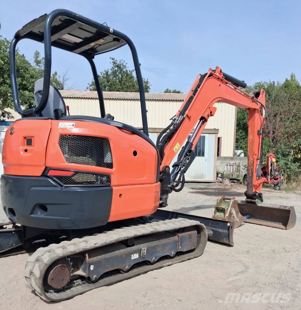 Kubota U 36-4 حفارات صغيرة أقل من 7 طن (حفارات صغيرة)