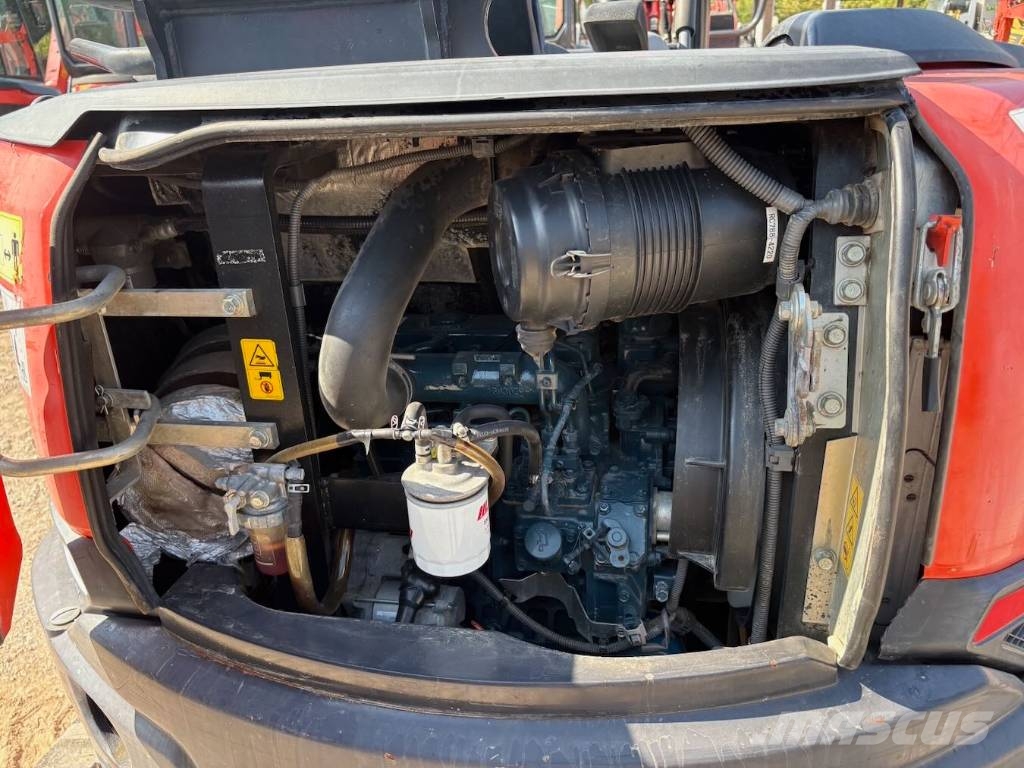 Kubota U 36-4 حفارات صغيرة أقل من 7 طن (حفارات صغيرة)