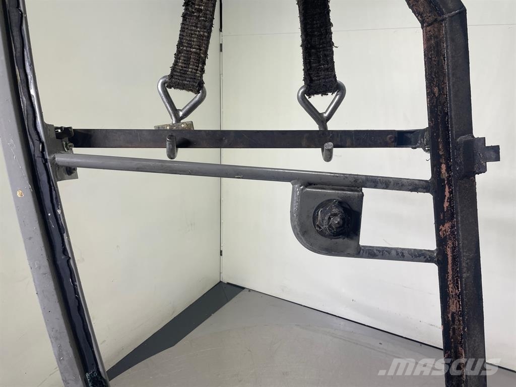 Atlas AR65-3959639-Right door/Tür/Deur 驾驶室与内部