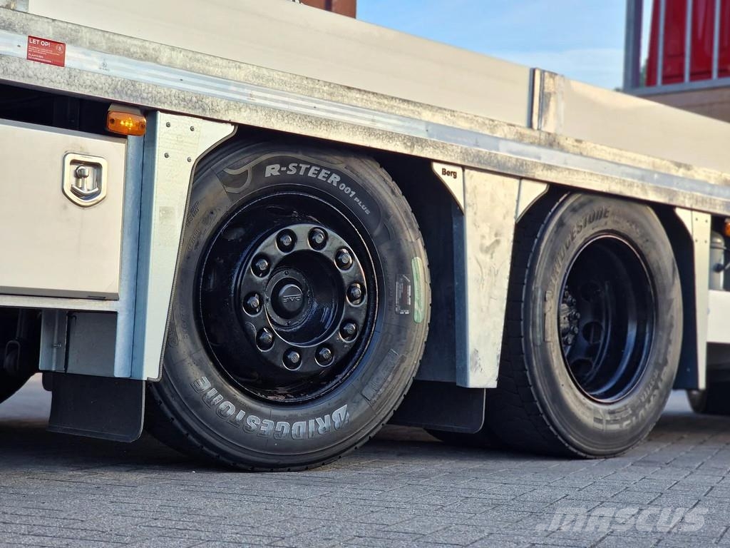 DAF XF 530 SuperSpacecab 6x2*4 - New Flatbed - Ramps - Autoveokid