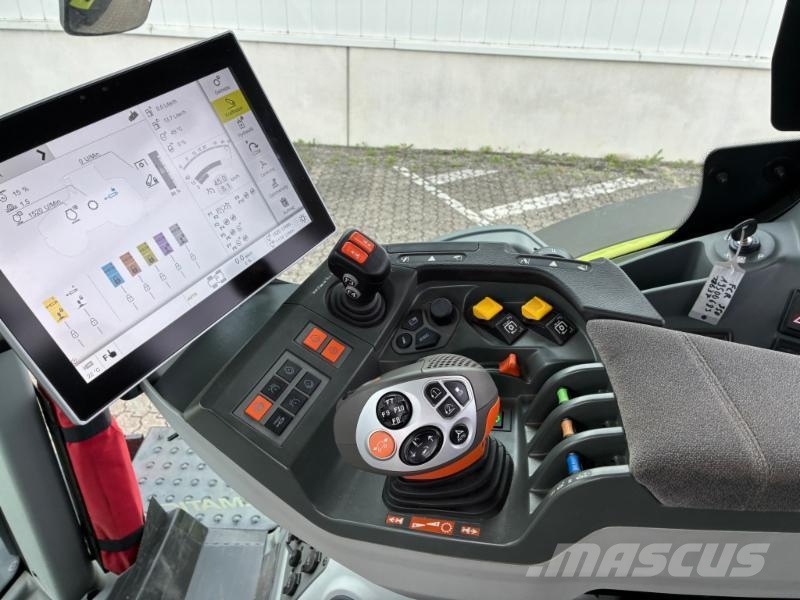 CLAAS AXION 870 CMATIC CEBIS Tractors
