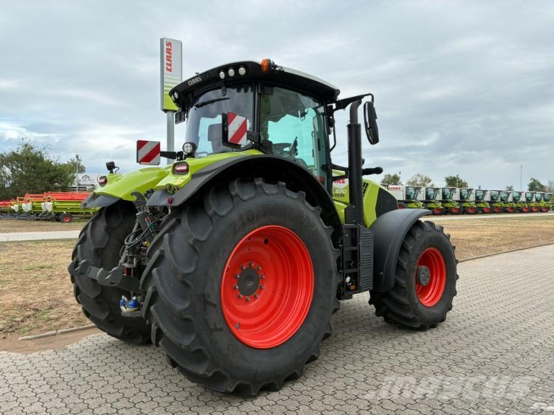CLAAS AXION 870 CMATIC CEBIS Tractors