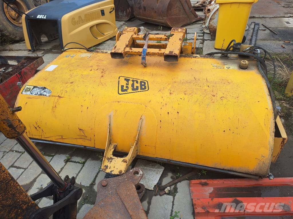 JCB SC 240 فرش