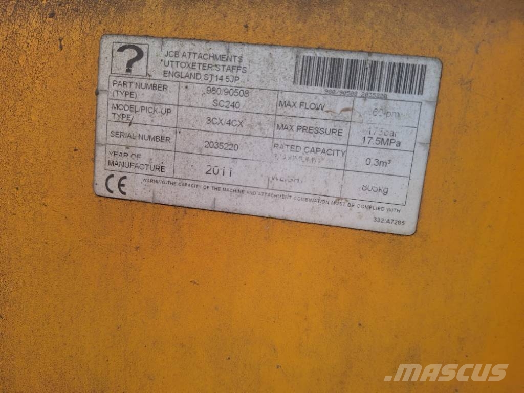 JCB SC 240 فرش