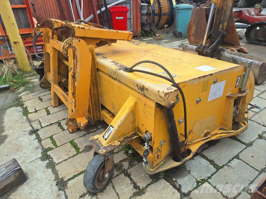 JCB SC 240 فرش