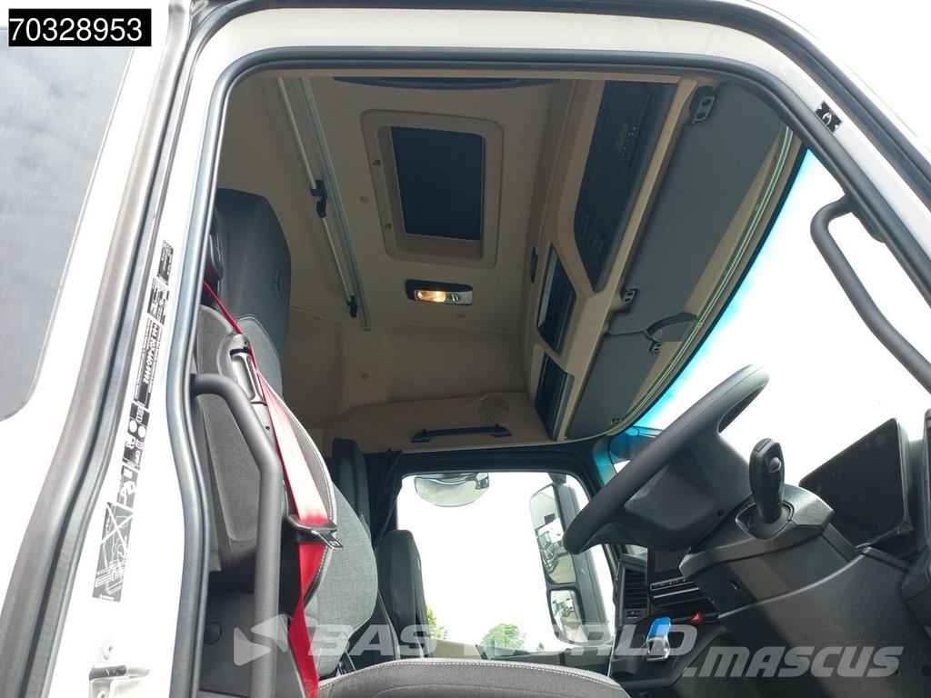 Mercedes-Benz Actros 1842 4X2 RHD Unused! ClassicSpace وحدات الجر