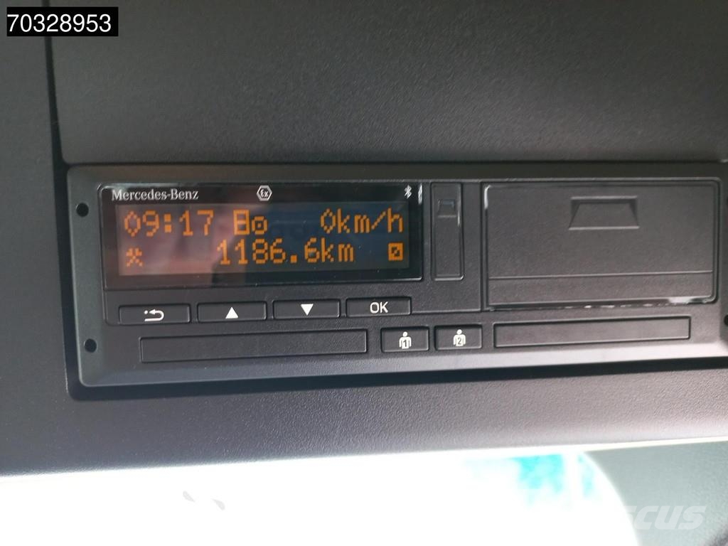 Mercedes-Benz Actros 1842 4X2 RHD Unused! ClassicSpace وحدات الجر