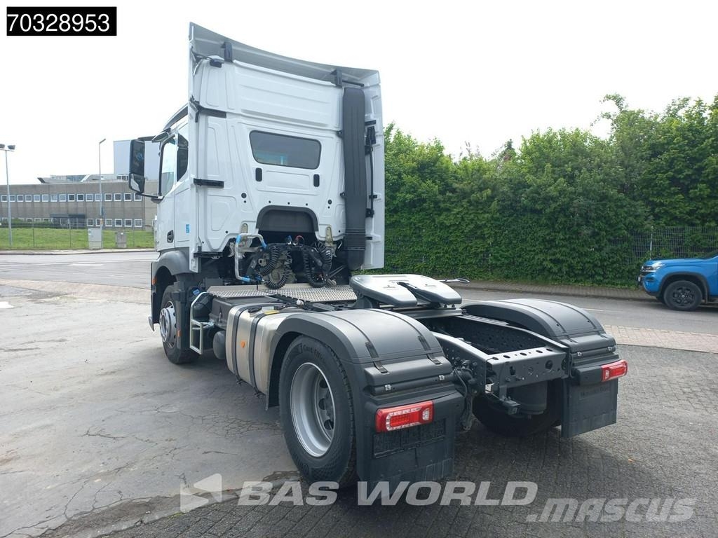 Mercedes-Benz Actros 1842 4X2 RHD Unused! ClassicSpace Camiones tractor