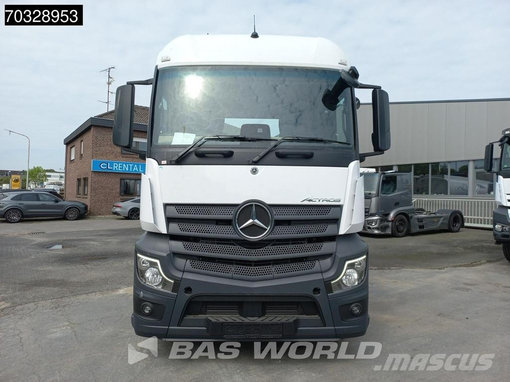 Mercedes-Benz Actros 1842 4X2 RHD Unused! ClassicSpace Motrici e Trattori Stradali