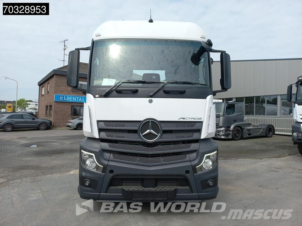 Mercedes-Benz Actros 1842 4X2 RHD Unused! ClassicSpace Camiones tractor
