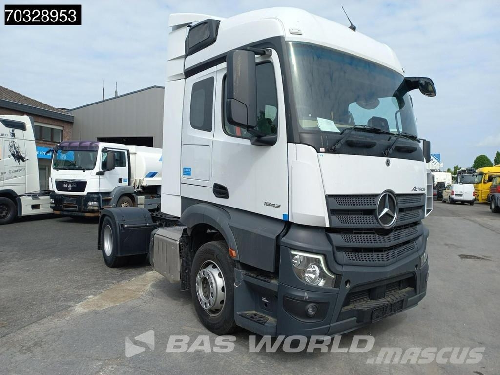 Mercedes-Benz Actros 1842 4X2 RHD Unused! ClassicSpace وحدات الجر