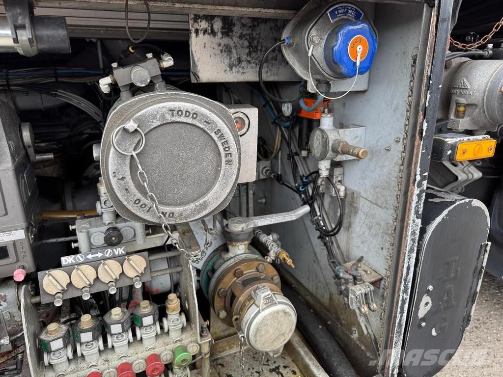 DAF XF 450 6X2 EURO 6 + LAG 2 AXLE TRAILER + 35.700 LI وحدات الجر