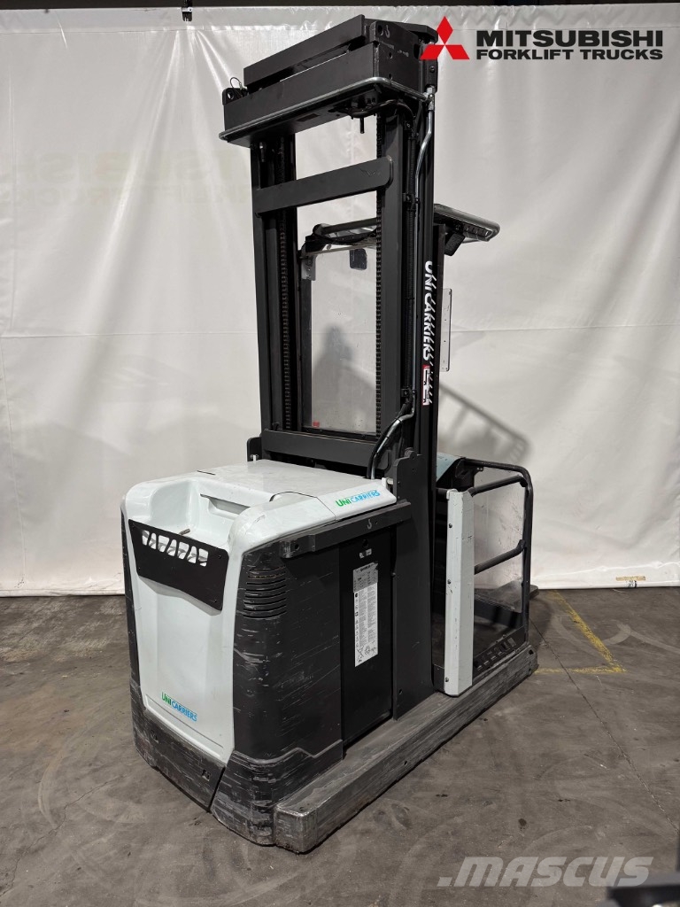 UniCarriers EPM 100 TVI 470 - 2735 Std. Visoko dizajući komisioni viljuškar