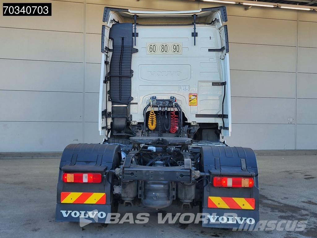 Volvo FM 460 4X2 Globe 2x Tanks Navi Sadulveokid