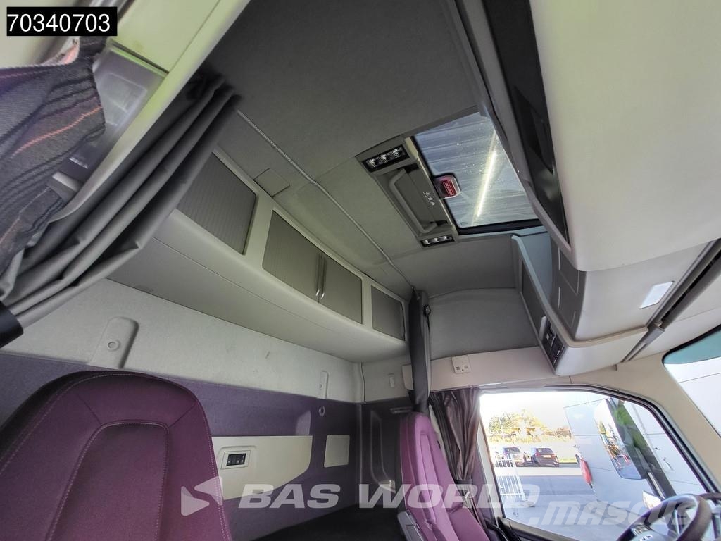 Volvo FM 460 4X2 Globe 2x Tanks Navi Sadulveokid