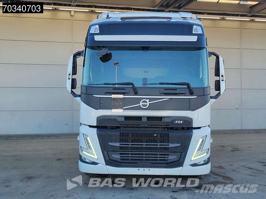 Volvo FM 460 4X2 Globe 2x Tanks Navi Sadulveokid
