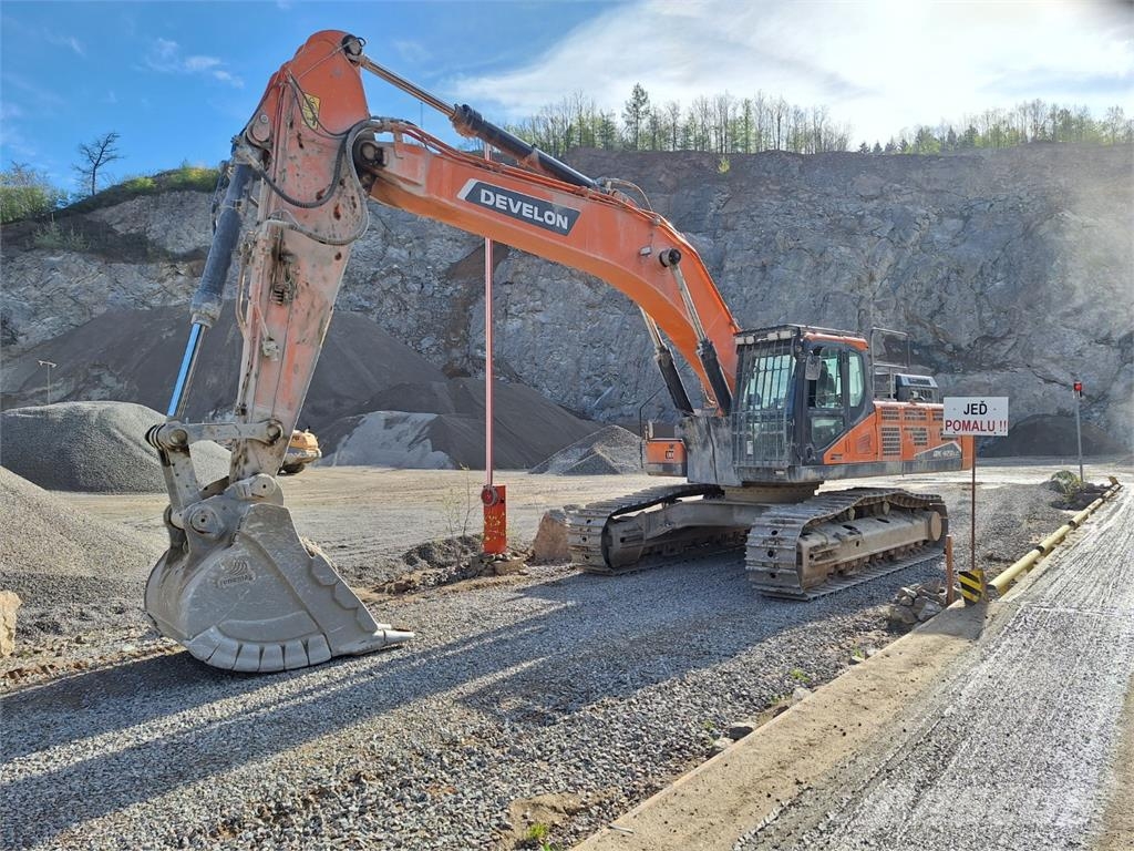 Doosan DEVELON DX 420 LC Muut autot