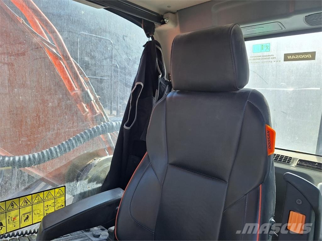 Doosan DEVELON DX 420 LC Muut autot
