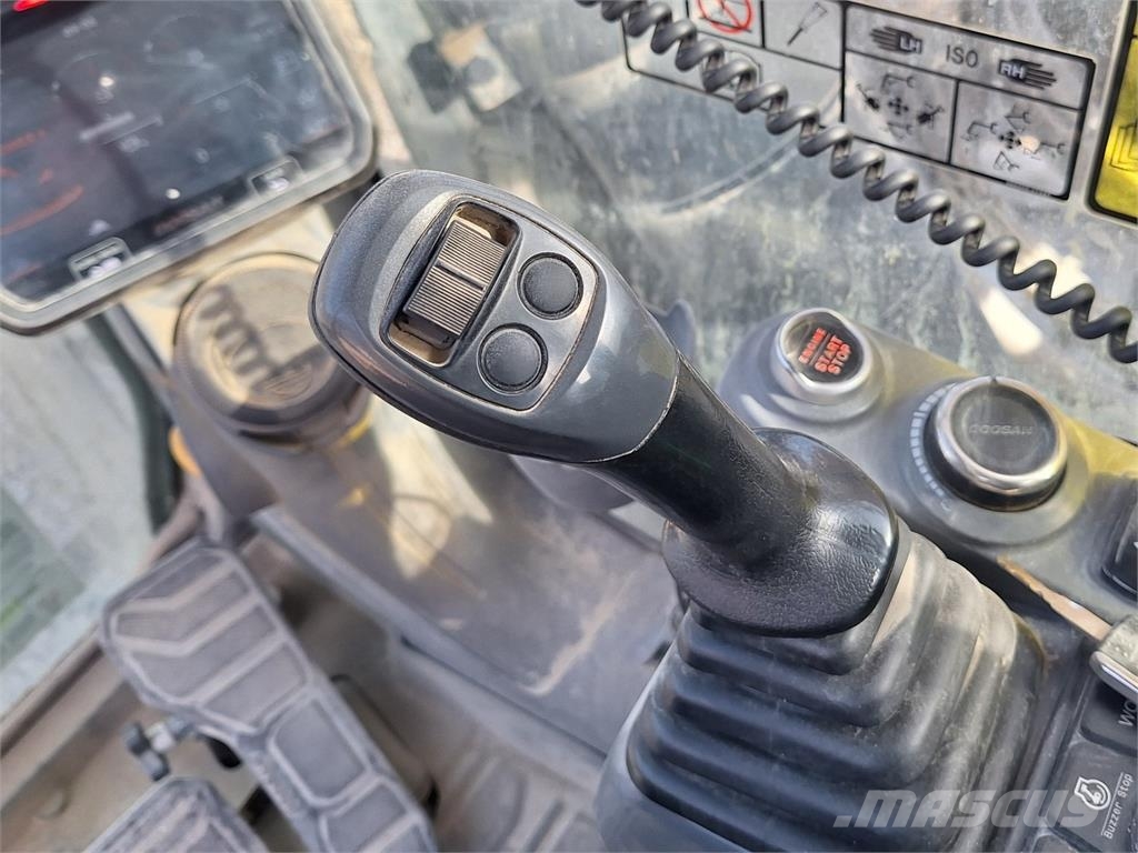 Doosan DEVELON DX 420 LC Muut autot