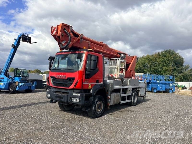 Iveco Trakker 4X4 Multitel MJ375- 37,5m, 500 kg Teherautóra szerelt emelők és állványok