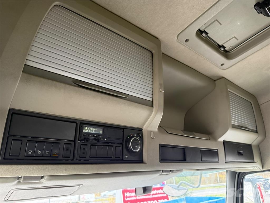 Volvo FM500 6x2*4 起重车