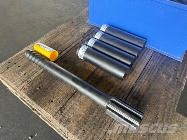 Atlas Copco NEW PARTS 9PCS+4PCS ملحقات وقطع غيار معدات الحفر