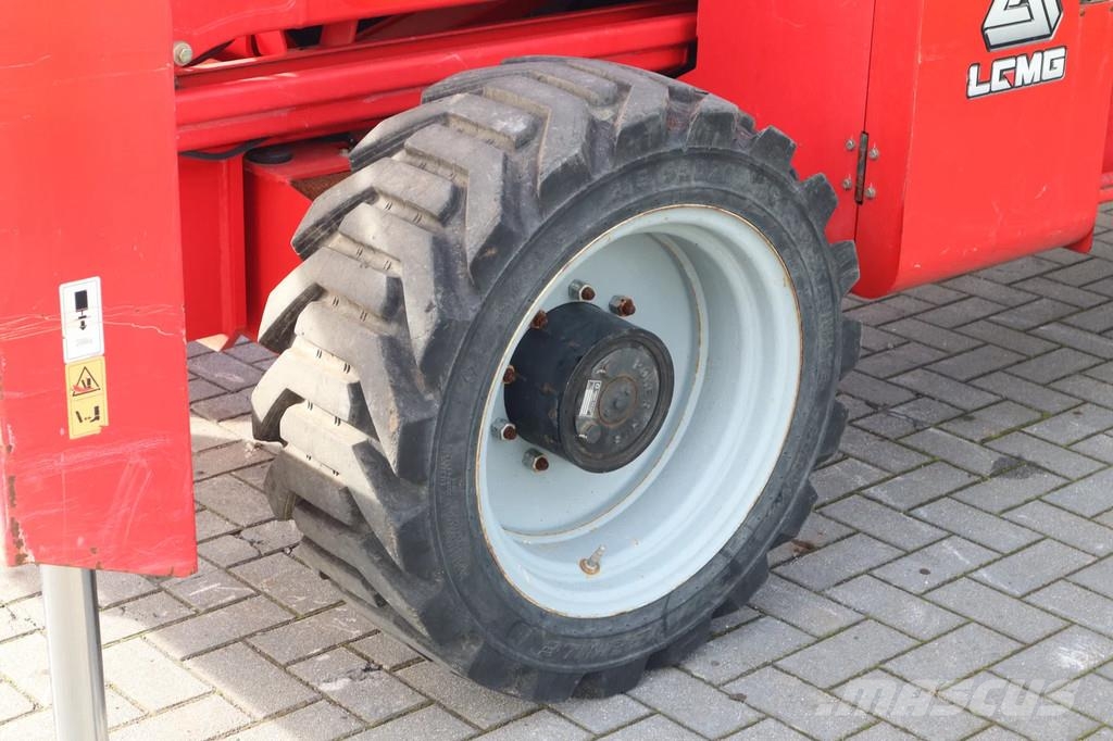 LGMG SR1023D | 12 METER | 4X4 | 1.100 KG Škarjaste dvižne ploščadi