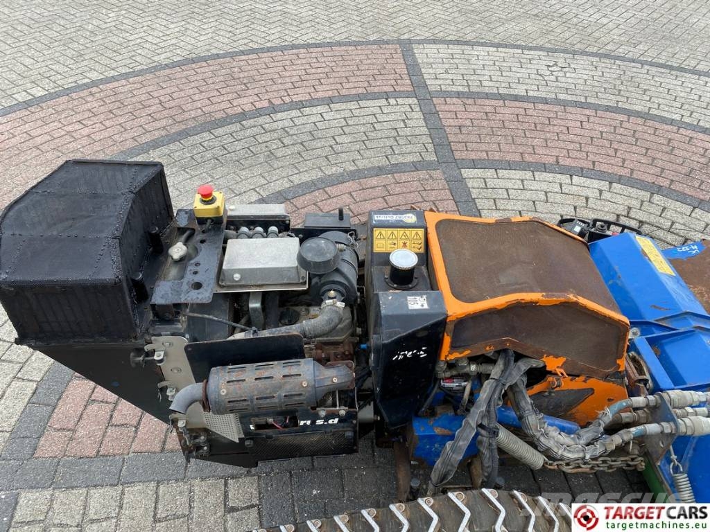 Irus Deltrak 2.0 Tracked Robo Flail 125cm Remote Mower Robotmaaiers