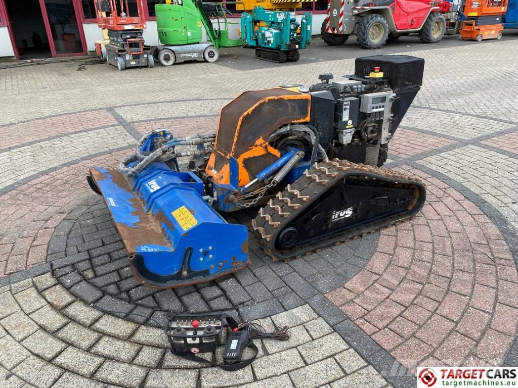 Irus Deltrak 2.0 Tracked Robo Flail 125cm Remote Mower Robotmaaiers