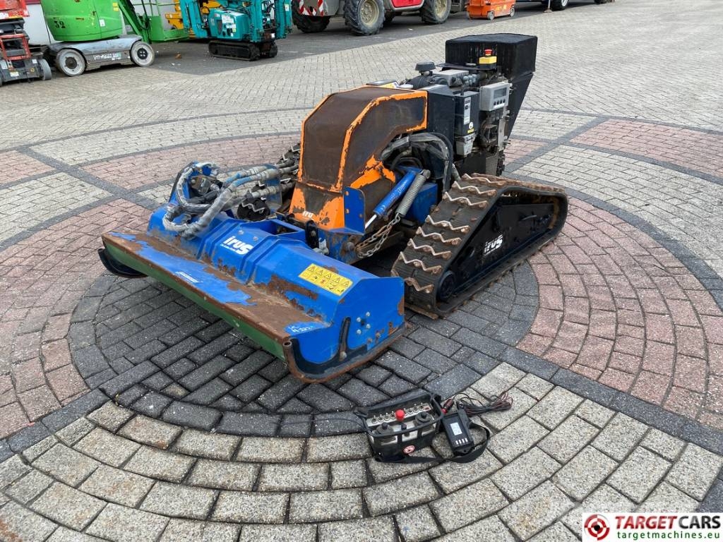 Irus Deltrak 2.0 Tracked Robo Flail 125cm Remote Mower Robotmaaiers