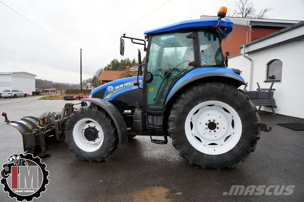 PAKETDEAL - NEW HOLLAND TD5.85 Traktorid