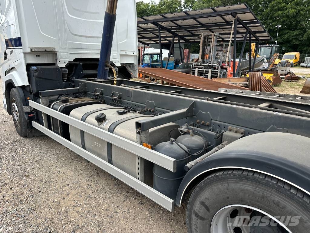 DAF XF 530 6x2 //Volume tipper 45m3 // Trailer 59m3 Camiones bañeras basculantes o volquetes