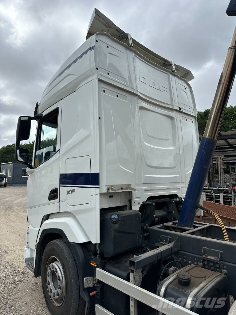DAF XF 530 6x2 //Volume tipper 45m3 // Trailer 59m3 Camiones bañeras basculantes o volquetes