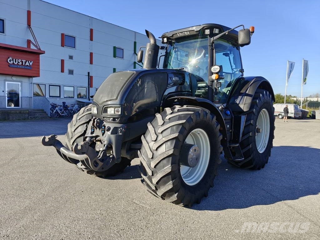 Valtra S 353 Traktori