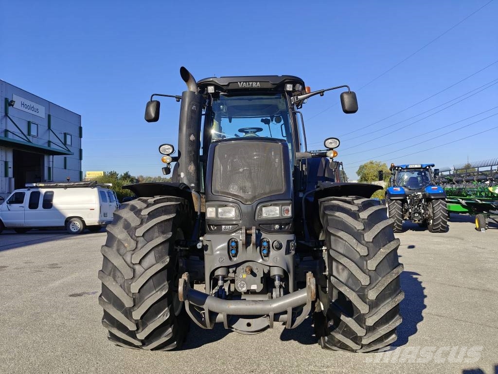 Valtra S 353 Traktori