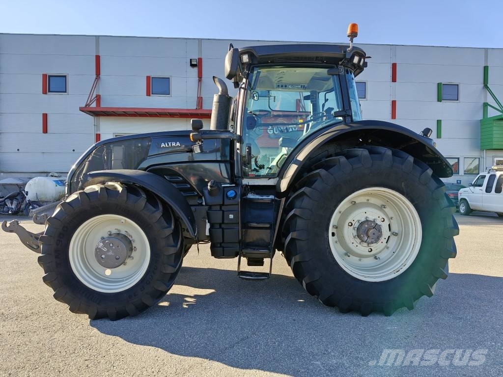 Valtra S 353 Traktori