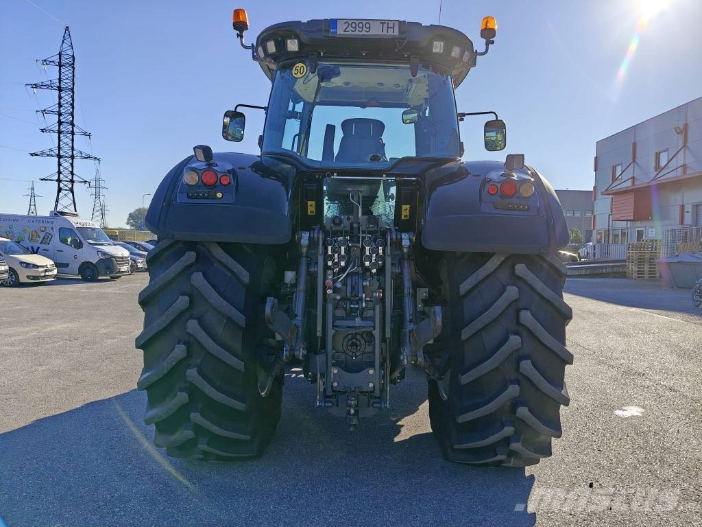 Valtra S 353 Traktori