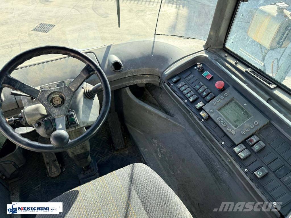 Kalmar TRL 618 i A Terminal tractors