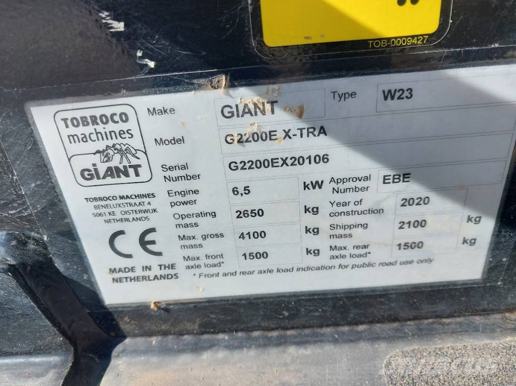 GiANT G 2200 E X-tra Kolesni nakladalci