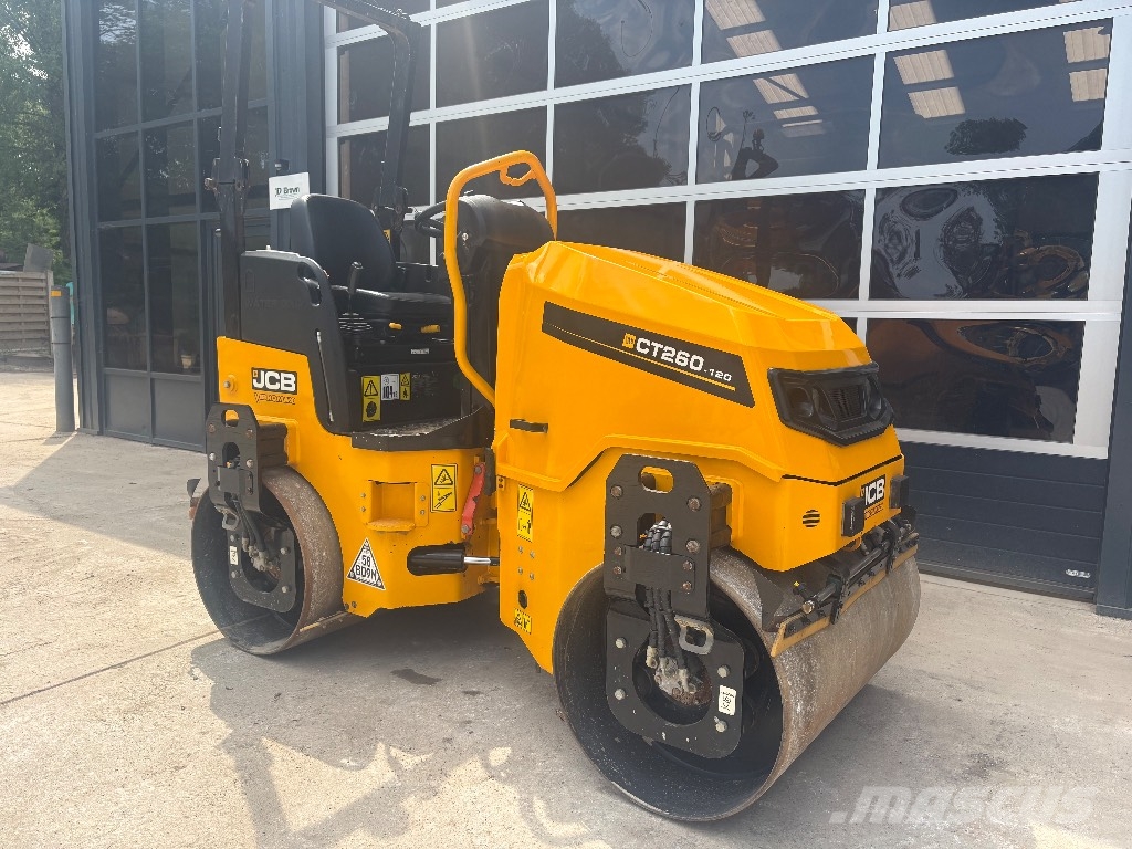 JCB CT 260-120 مداحل ثنائية الاسطوانة