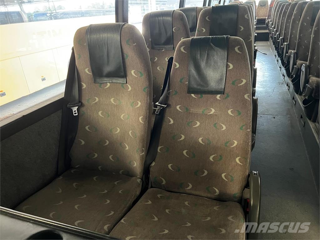 Volvo 9700 المركبة