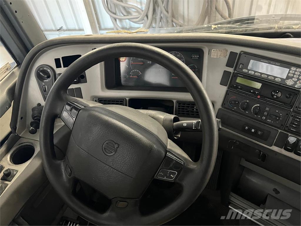 Volvo 9700 المركبة