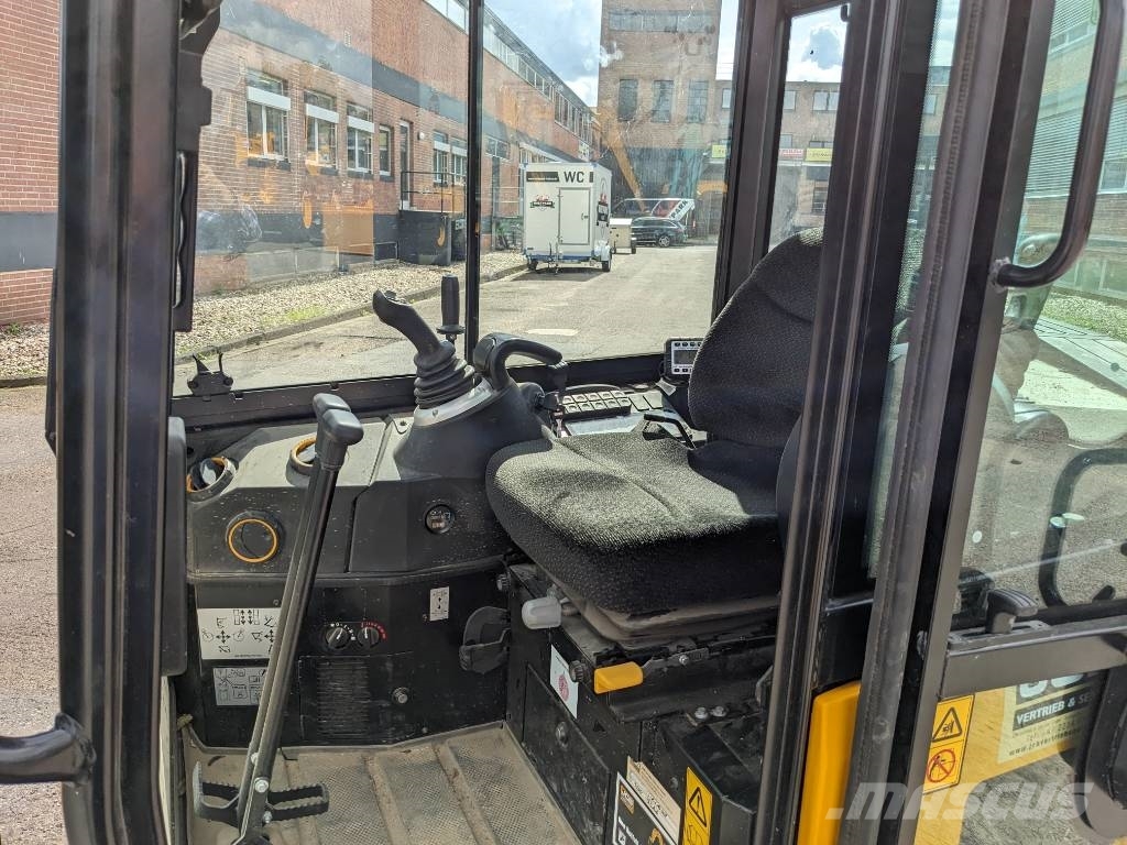 JCB 19C-1P Kompaktbagger / Minibagger Minibagger < 7t