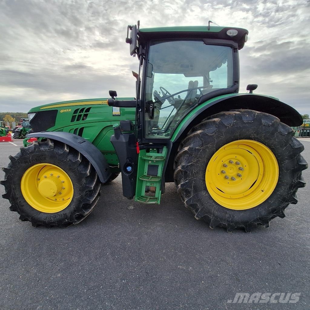 John Deere 6145R トラクター