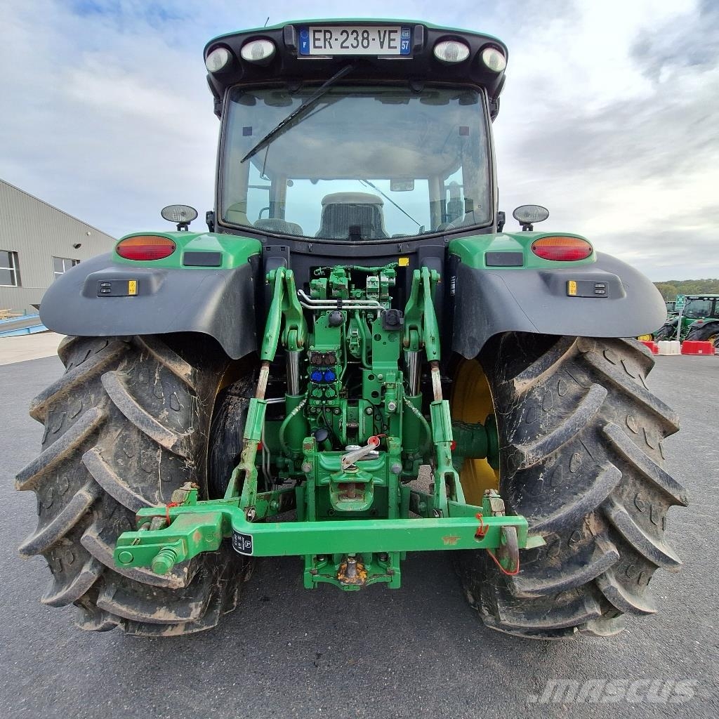 John Deere 6145R Tracteur