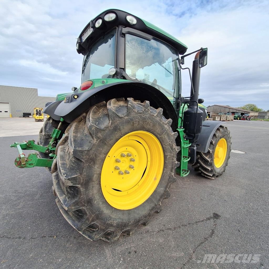 John Deere 6145R Tracteur