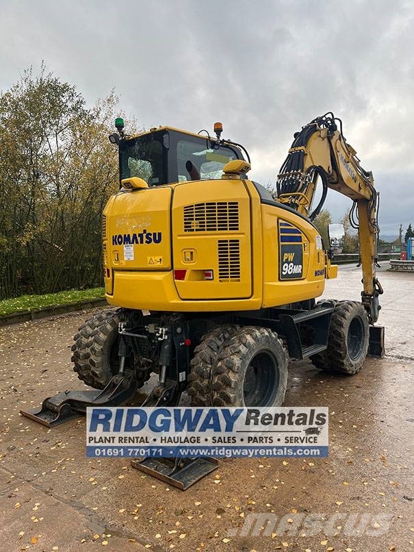 Komatsu PW 98 MR-11 Wielgraafmachines