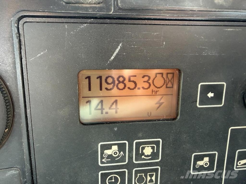 John Deere 7720 PQ - No TLS - Good Condition Tractoare