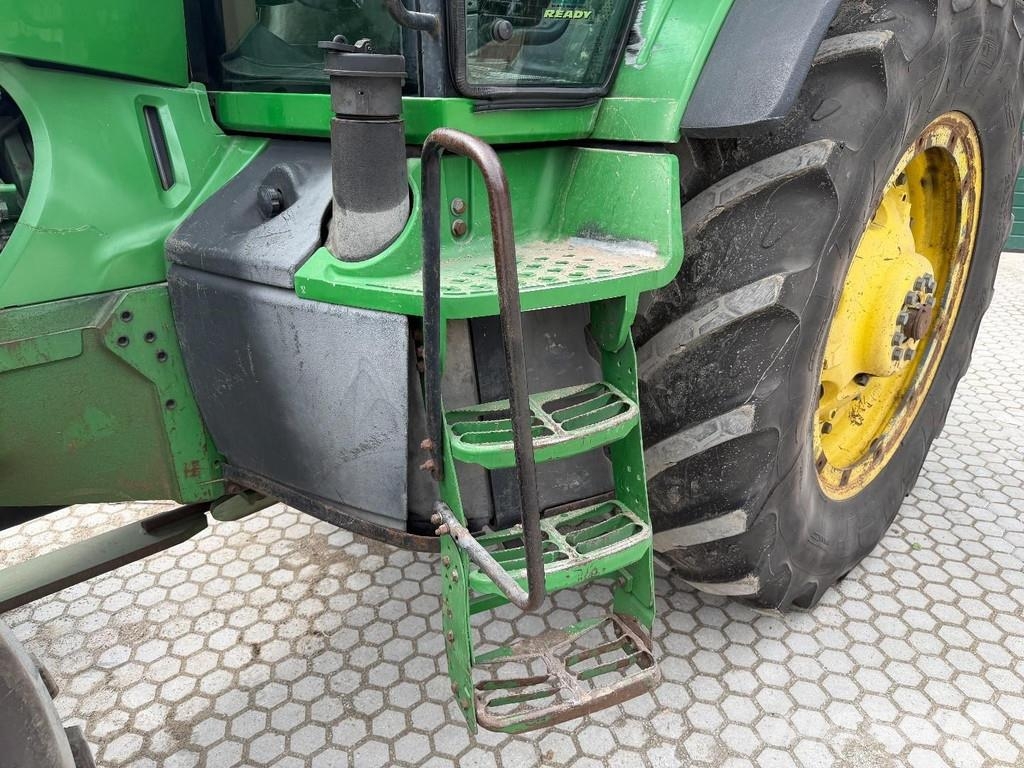 John Deere 7720 PQ - No TLS - Good Condition Tractoare