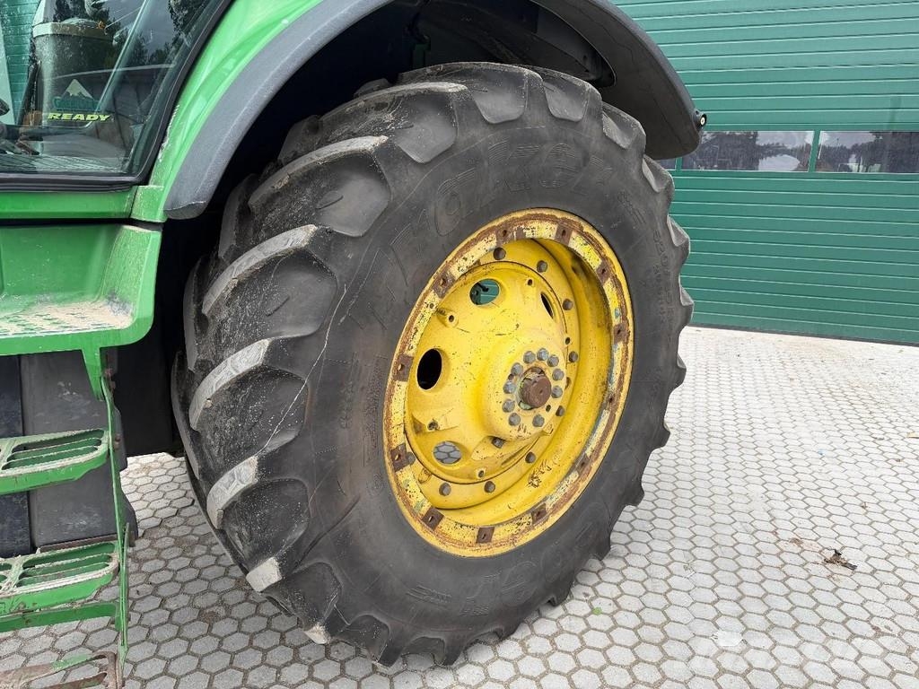 John Deere 7720 PQ - No TLS - Good Condition Tractoare